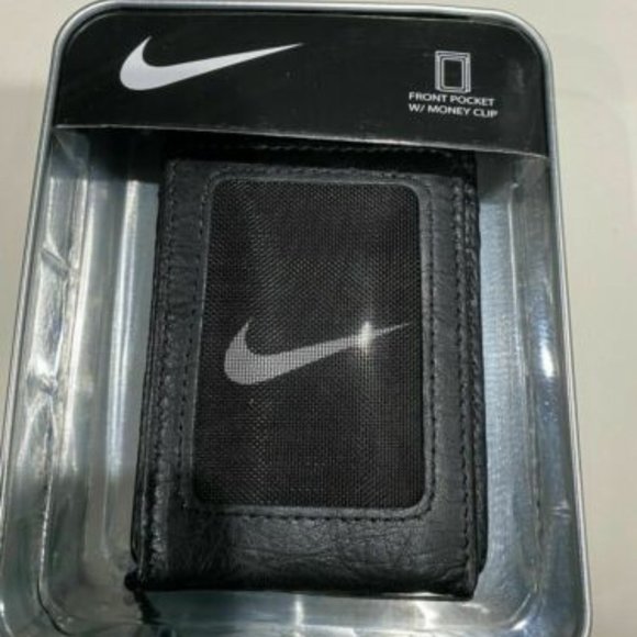 Nike Pebble Leather Wallet Magnetic Closure brand logo accent